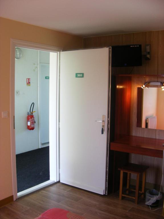 Fast Hotel Colmar Уссен Номер фото