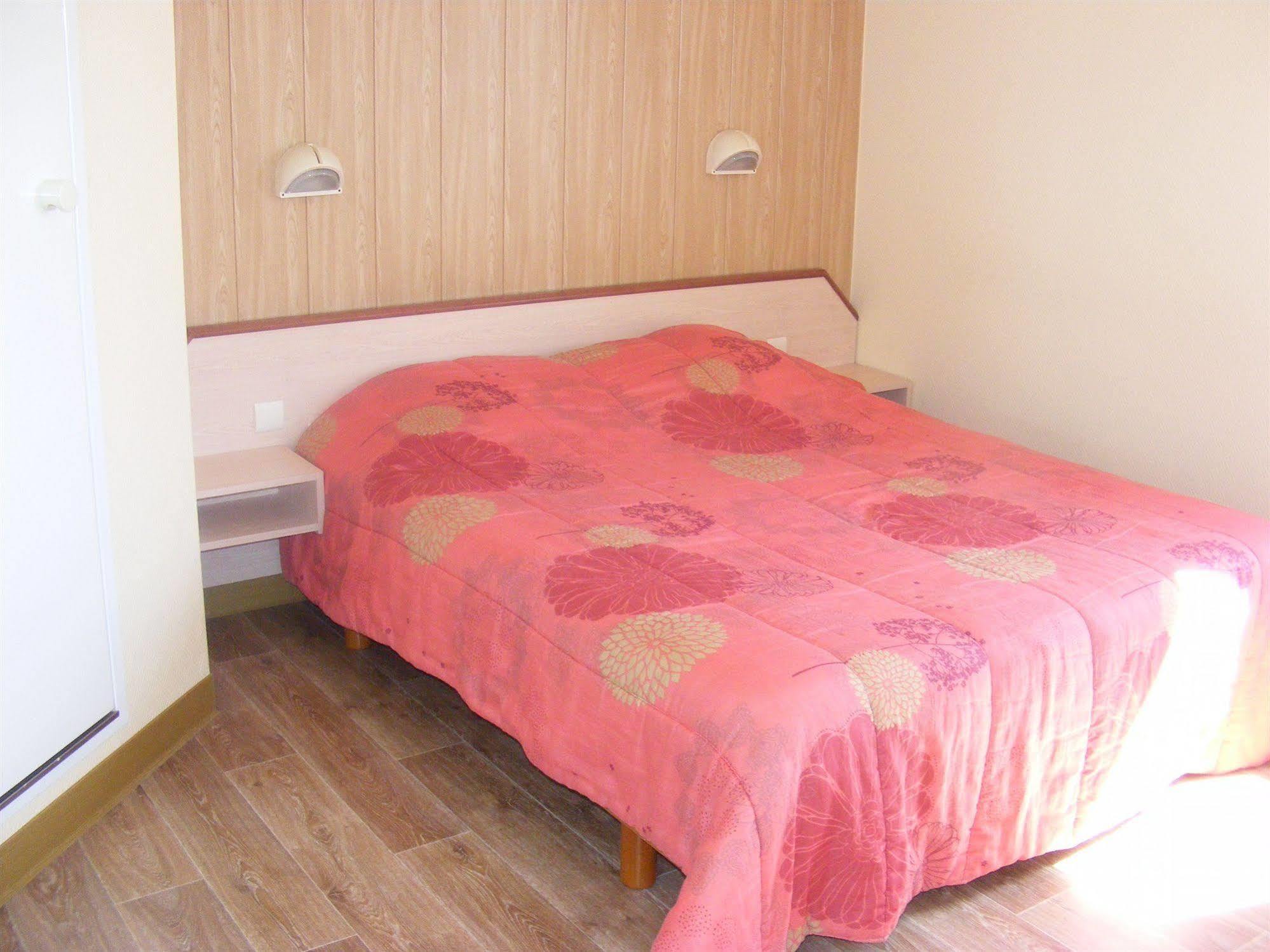 Fast Hotel Colmar Уссен Экстерьер фото
