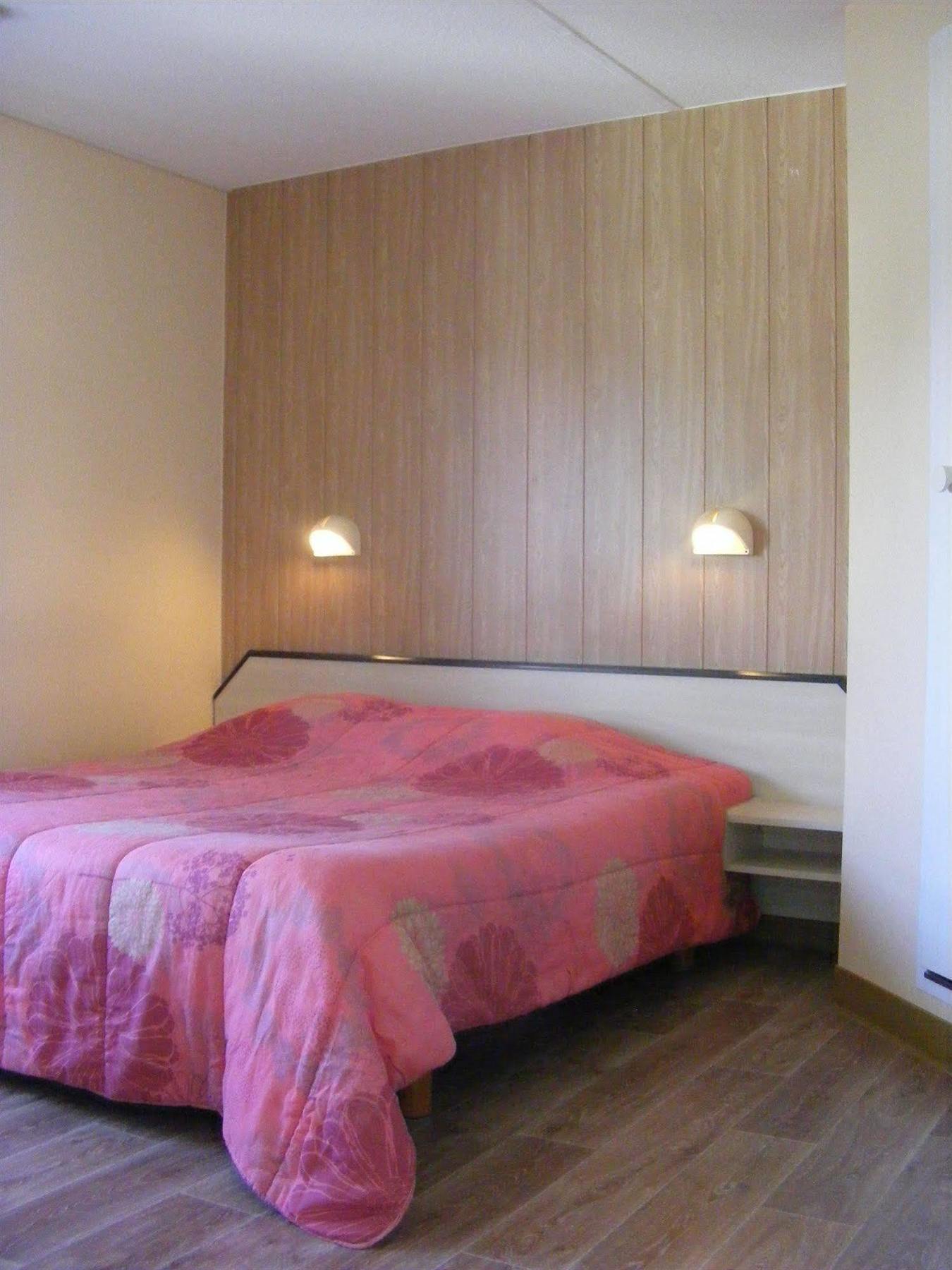Fast Hotel Colmar Уссен Экстерьер фото