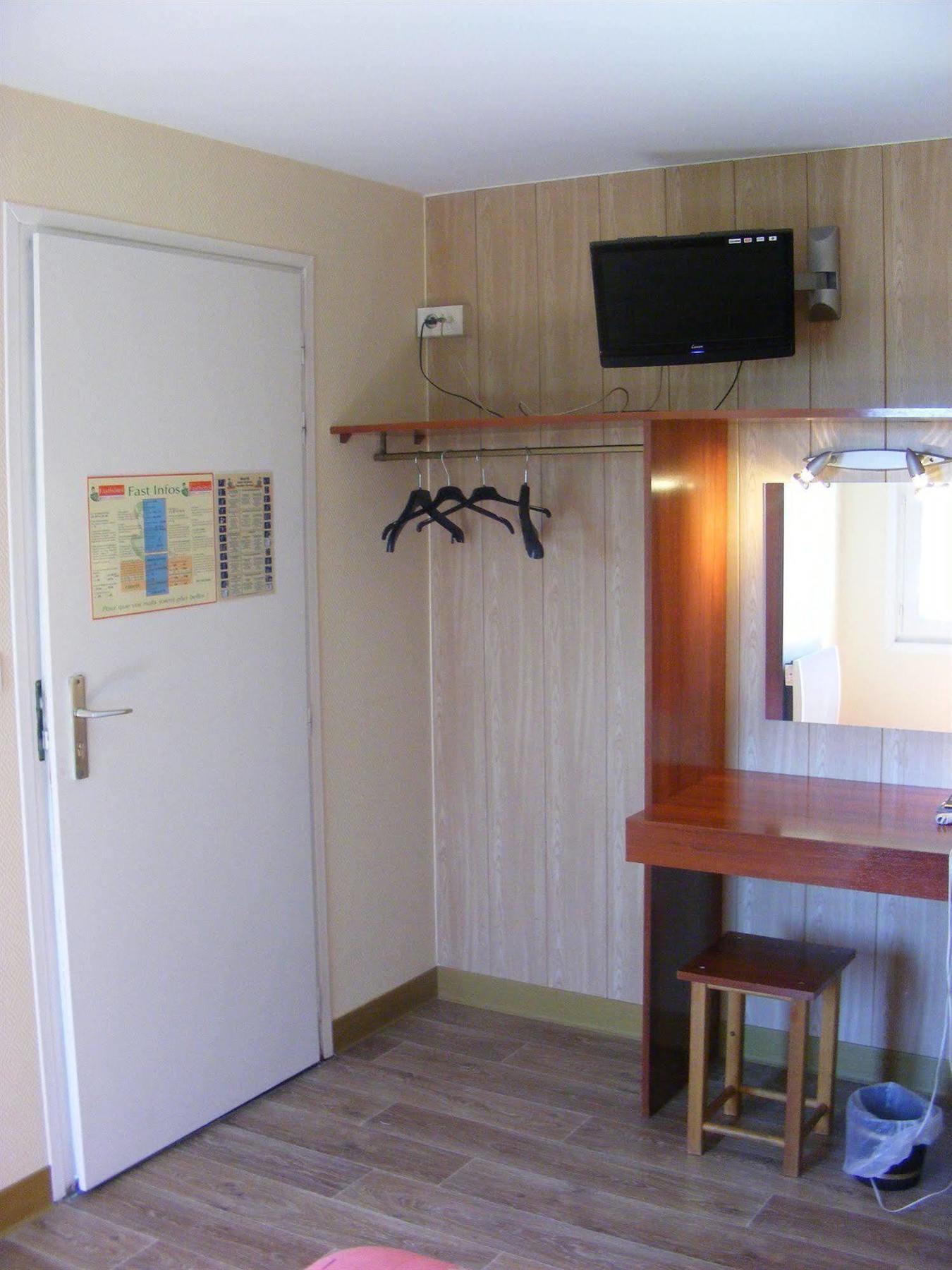 Fast Hotel Colmar Уссен Экстерьер фото